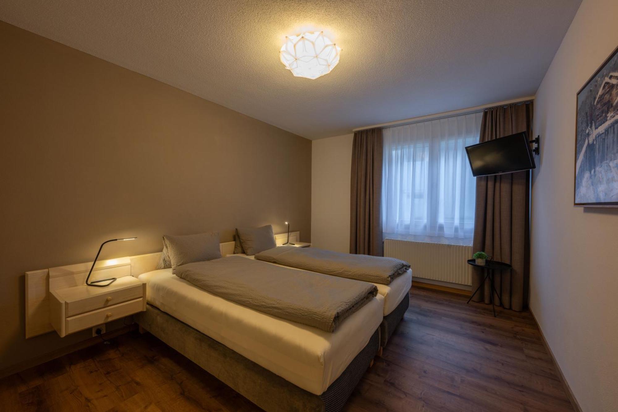 Hotel Alpina シエールス エクステリア 写真